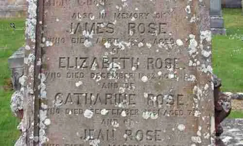 Variation of the Ross surname on a gravestone in Dornoch