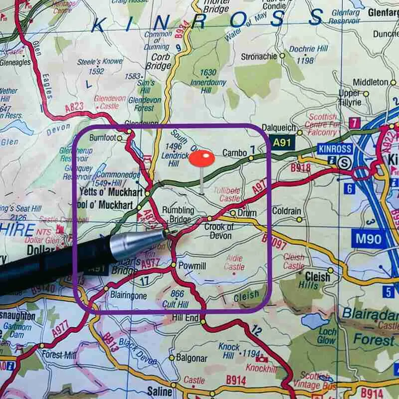 A map of Scotland with Fossoway parish where Rumbling Bridge is located.