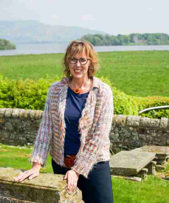 Family historian Sa Smith rah at Kirkgate Cemetery in Kinross