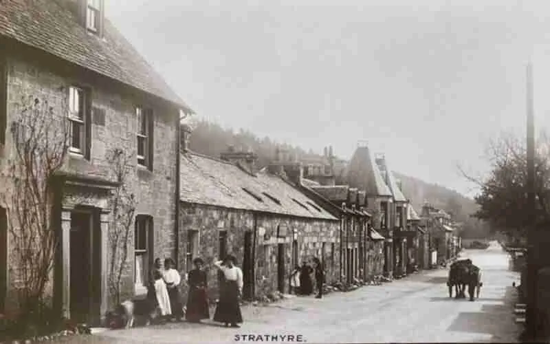 Old postcard of Strathyre village